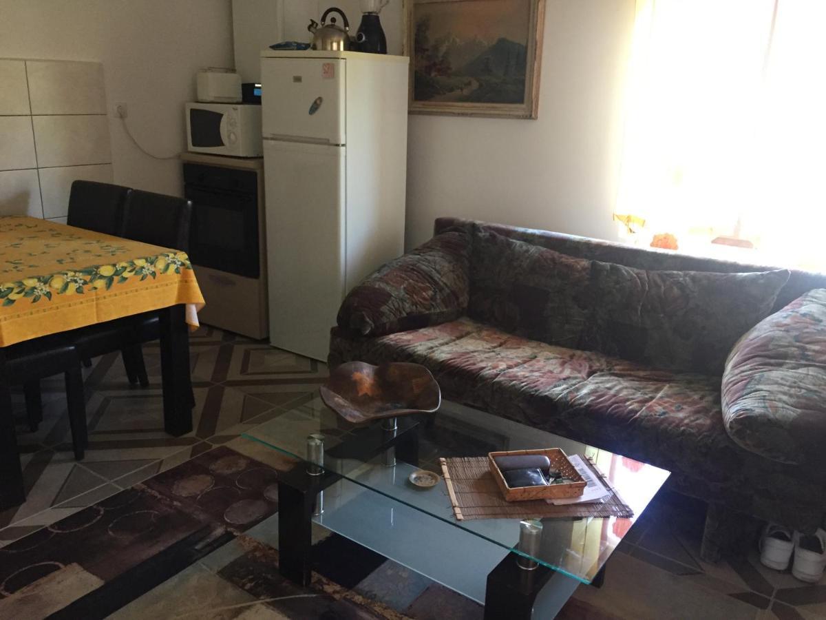 Villa Casa Rustica Cu Terasa Mediaş Esterno foto
